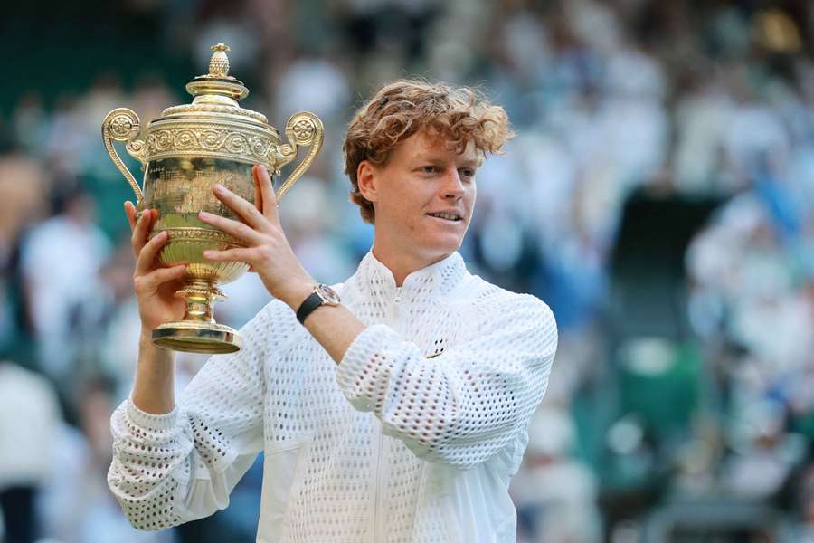Jannik Sinner după triumful de la Wimbledon Jannik Sinner după triumful de la Wimbledon
