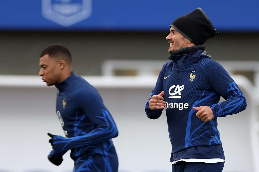 Mbappé considera normal que Griezmann esté decepcionado por no ser capitán