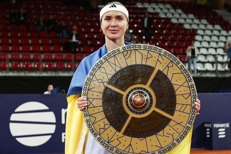 Este é o 18º troféu de Elina na carreira