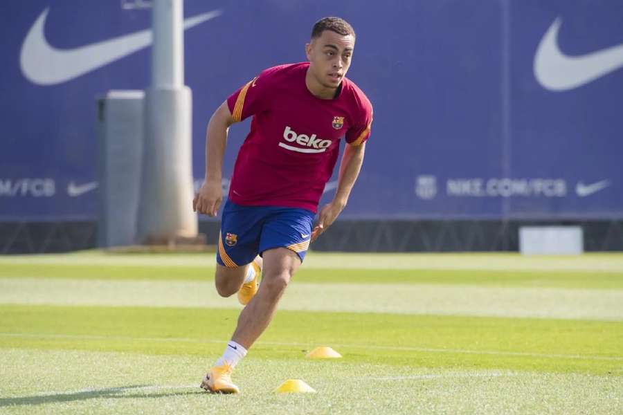 Serginho Dest, en un entrenamiento con el Barcelona