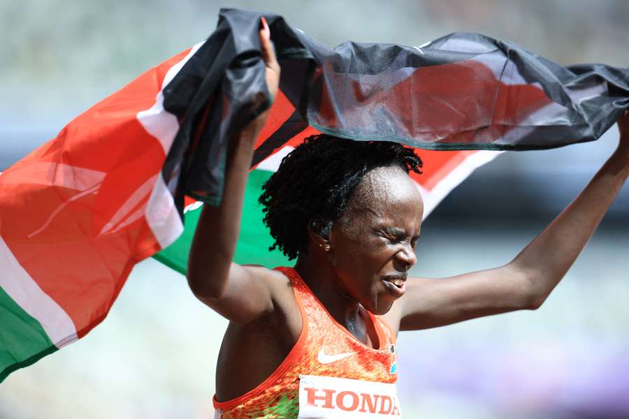 Peres Jepchirchir dopo la vittoria