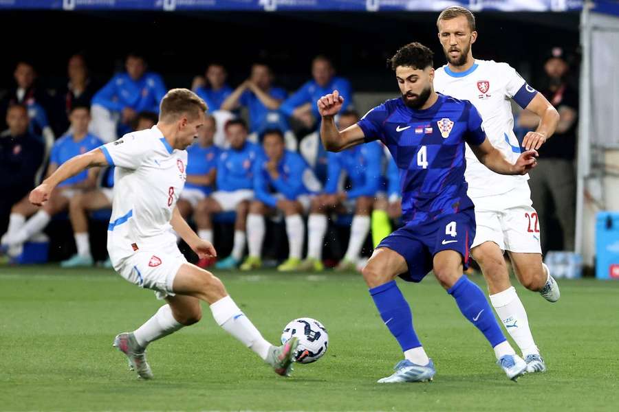 Pořád máme cíl v podobě MS, obě penalty mi přišly přísné, řekl kapitán Souček.