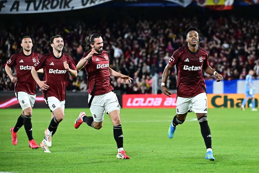 John Mercado dal druhý gól Sparty při výhře nad Karvinou 2:0. 