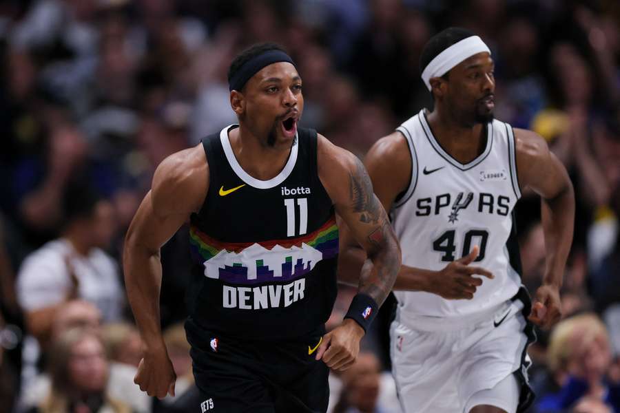 Bruce Brown face aux Spurs.