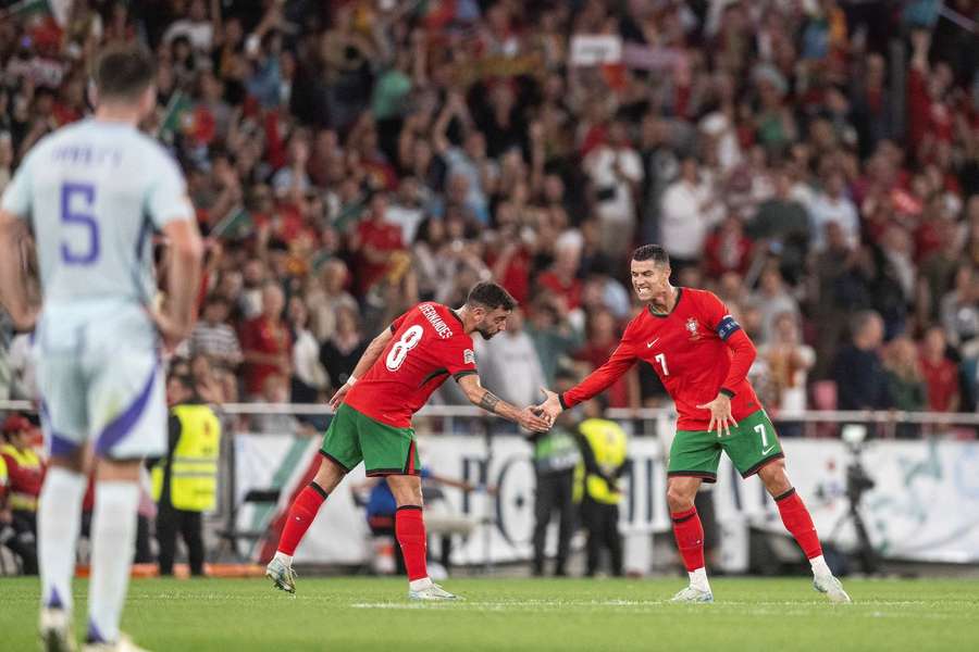 Bruno Fernandes e Cristiano Ronaldo marcaram os golos de Portugal