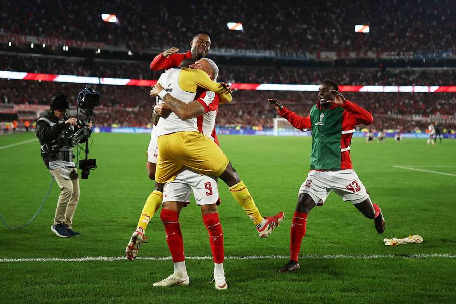 Santa Fe celebra la clasificación Santa Fe celebra la clasificación