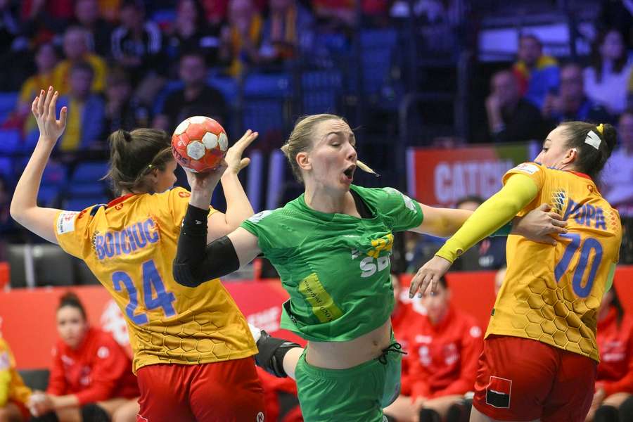 Naționala României a fost învinsă de echipa Muntenegrului cu scorul de 27-25, în Grupa B de la EHF Euro 2024