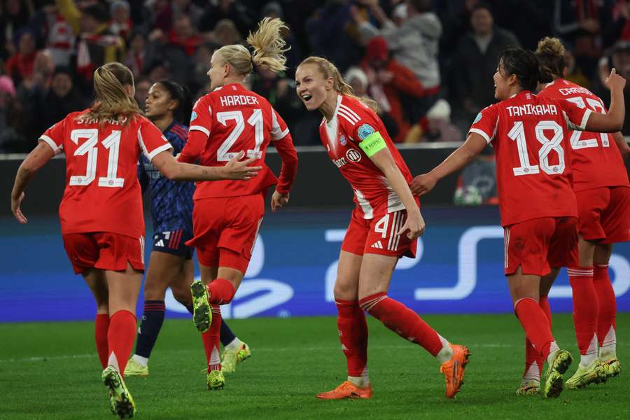 Klara Bühl em grande destaque Klara Bühl em grande destaque