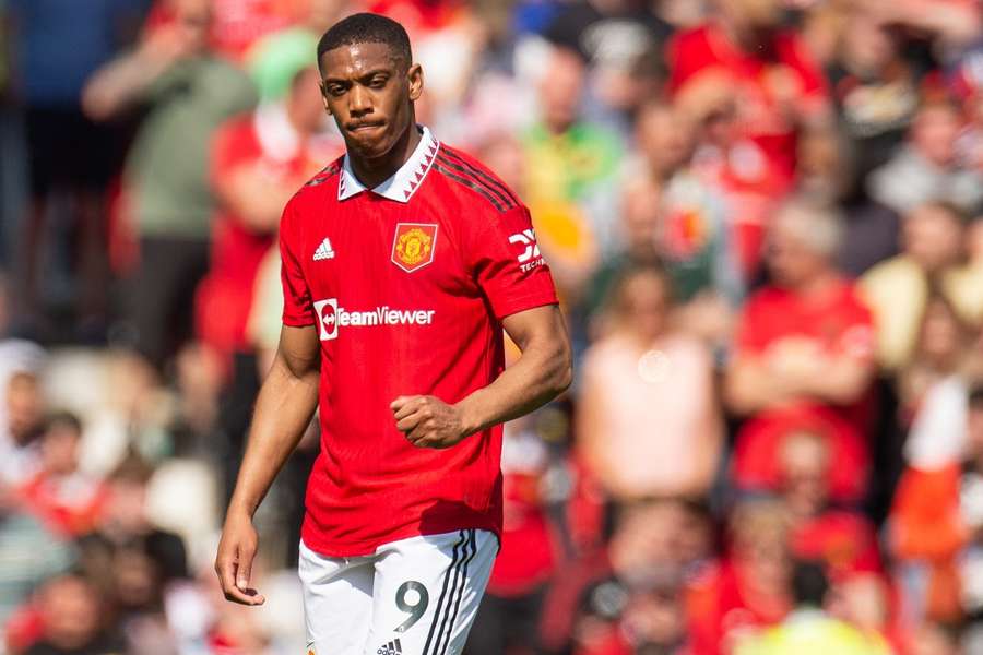 Martial vai perder mais de dois meses de competição