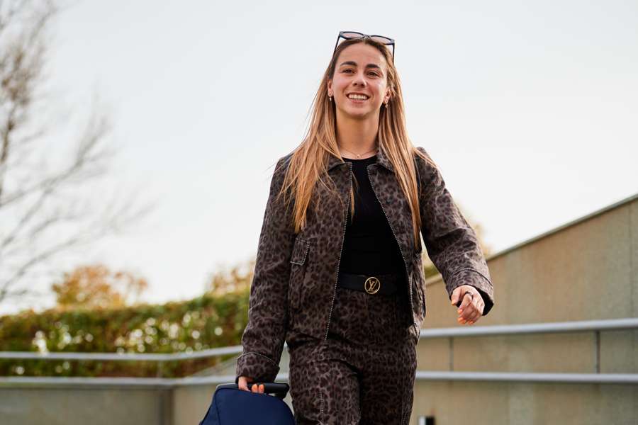 Athenea del Castillo, a su llegada a la Ciudad del Fútbol Athenea del Castillo, a su llegada a la Ciudad del Fútbol