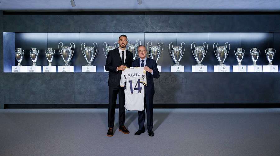 Joselu regresa al Real Madrid con 33 años.
