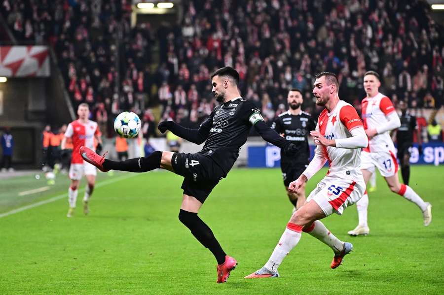 Slavia se s Jabloncem naposledy střetla v prosinci v lize a doma jej přestřílela 4:3. Slavia se s Jabloncem naposledy střetla v prosinci v lize a doma jej přestřílela 4:3.