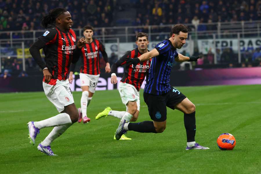 Una fase del derby d'andata Una fase del derby d'andata