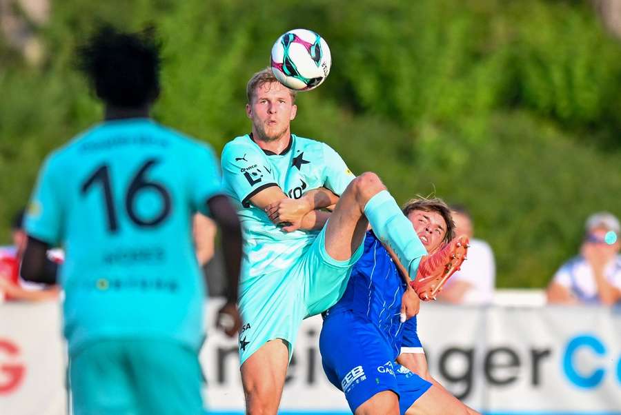 Slavia během jednoho z přípravných zápasů.