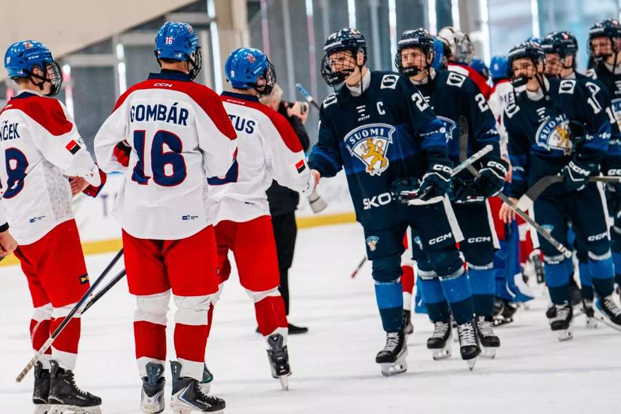 Hokejová osmnáctka bude hrát na Hlinka Gretzky Cupu jen o třetí místo. Hokejová osmnáctka bude hrát na Hlinka Gretzky Cupu jen o třetí místo.