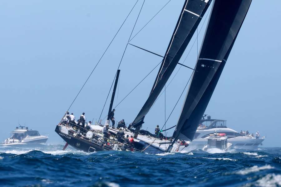 Zwycięstwo "LawConnect" w wyścigu Sydney-Hobart z ofiarami śmiertelnymi
