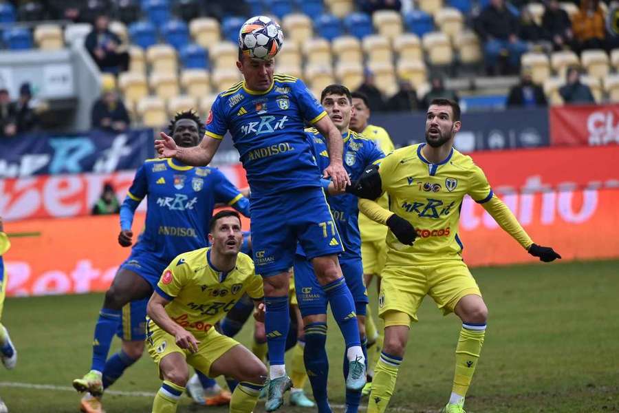 Petrolul și Slobozia în Superligă