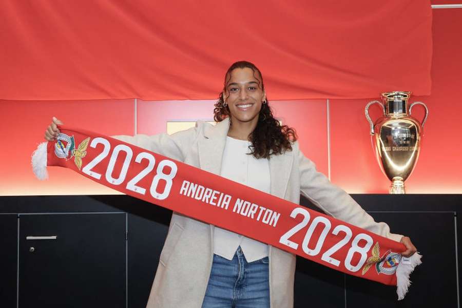 Andreia Norton renovou com o Benfica até 2028
