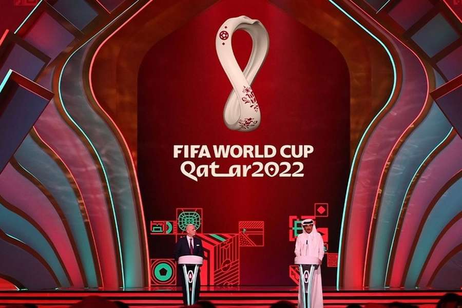 Organização do Mundial-2022 pagou a adeptos para fazerem boa publicidade