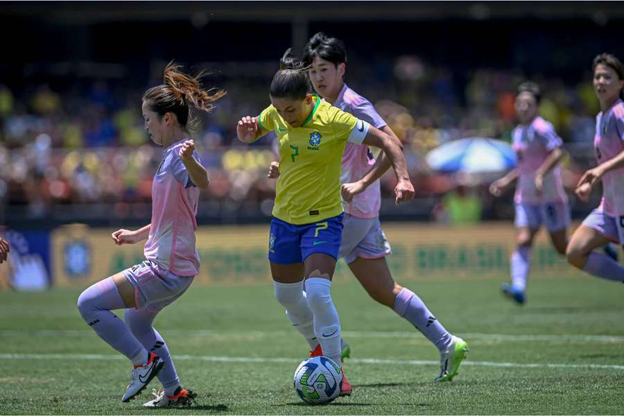 Seleção Brasileira foi superada pelo Japão por 2 a 0 neste domingo (3)