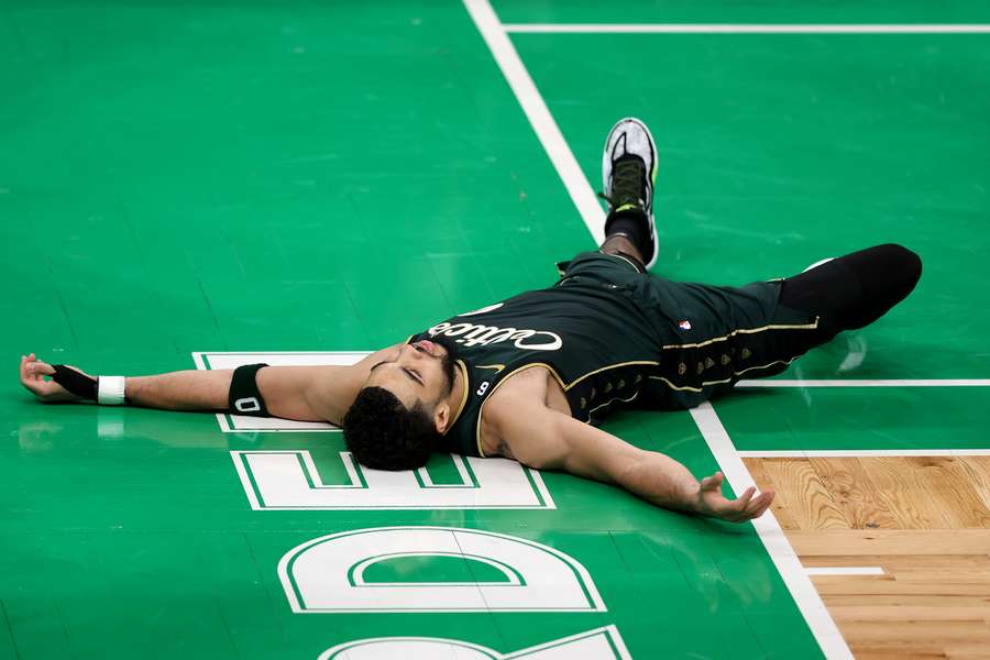 Para Jayson Tatum, está na altura de mostrar quem manda.