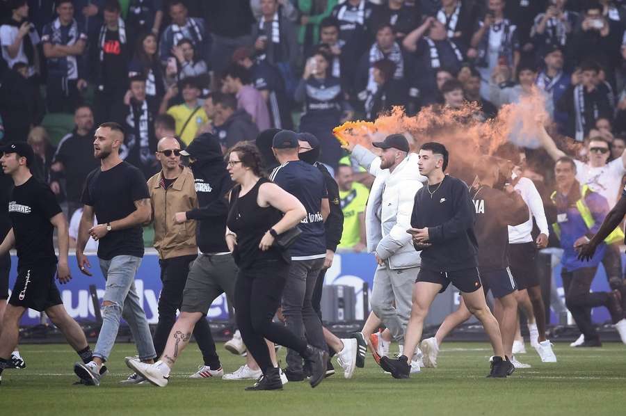 Australia FA pledges to "weed out" trouble-makers after violent pitch invasion
