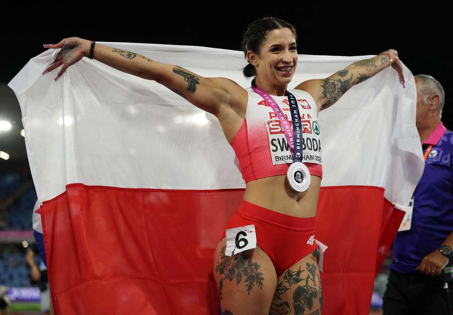 Ewa Swoboda już po ceremonii wręczenia medalu Ewa Swoboda już po ceremonii wręczenia medalu