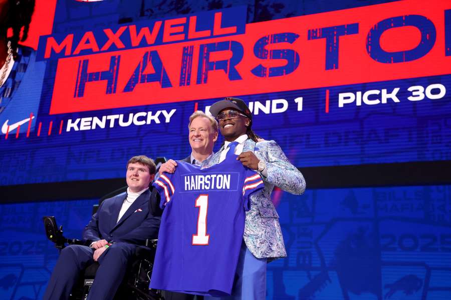 Buffalo Bills rookie Maxwell Hairston smiles on stage after being drafted (2025)
