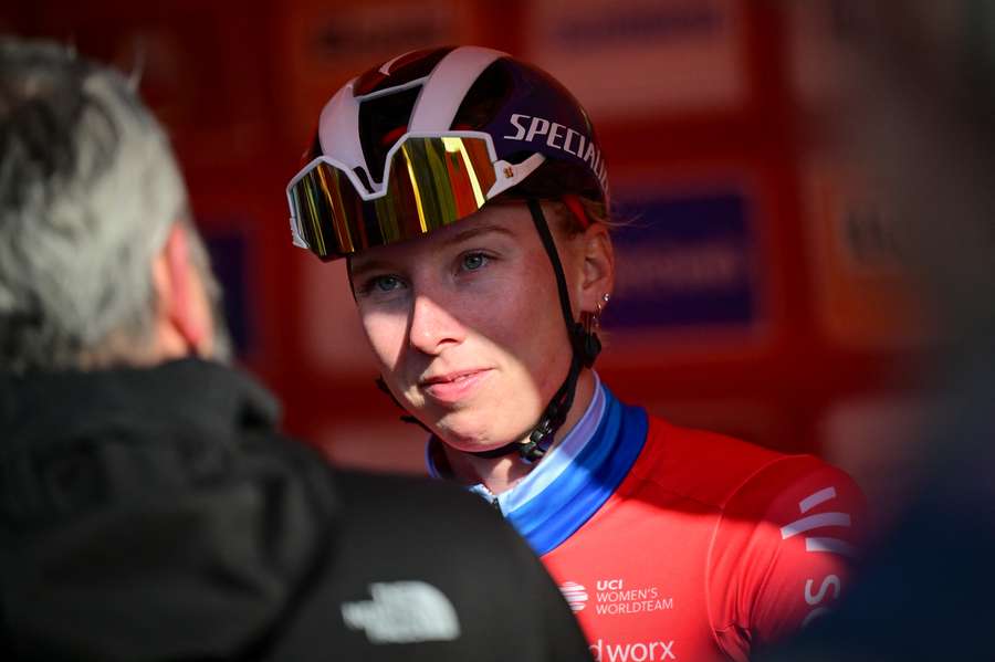 Triumfatorka pierwszego etapu Giro d'Italia kobiet Lorena Wiebes zdyskwalifikowana