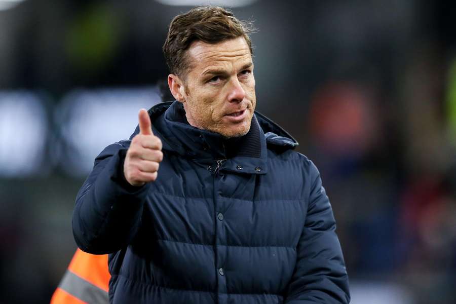 Parker rues "fine margins" as Burnley draw with Everton Parker rues "fine margins" as Burnley draw with Everton
