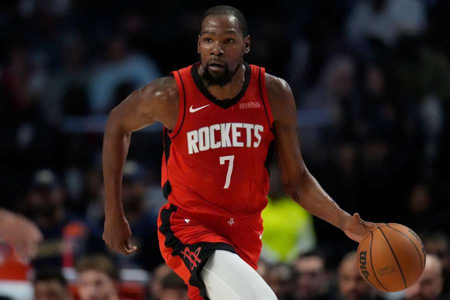 Durant na dłużej w Houston Rockets. Zarobi mniej dla dobra zespołu