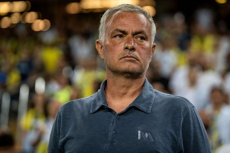 José Mourinho treina atualmente o Fenerbahçe