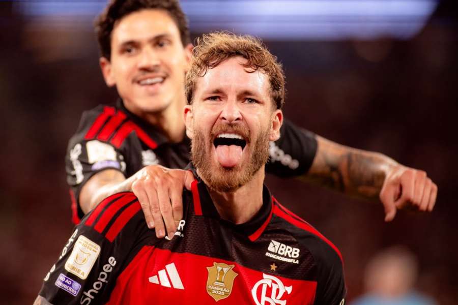 Flamengo não abre mão de Léo Pereira