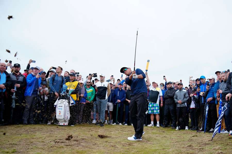 Fowler op de rough van de 18e hole