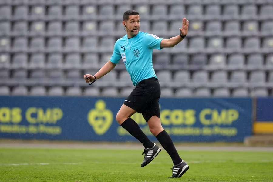 Gustavo Correia, árbitro de 31 anos da AF Porto