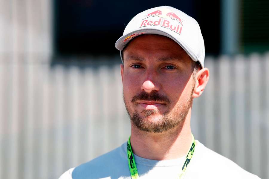 Utytułowany alpejczyk Marcel Hirscher wrócił na śnieg po zerwaniu więzadła