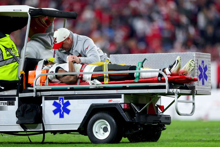 Bucs receiver Russell Gage in hospital after worrying injury