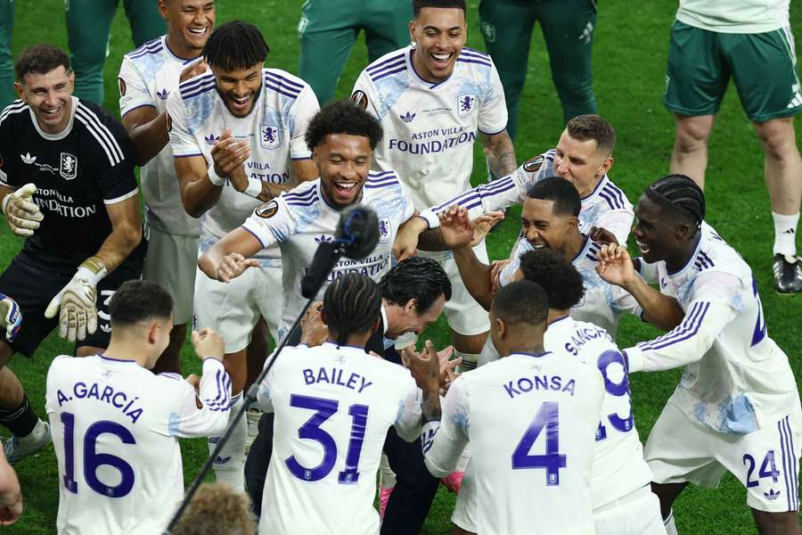 Emery lauds Aston Villa mentality after stunning final-day win at Manchester City Emery lauds Aston Villa mentality after stunning final-day win at Manchester City