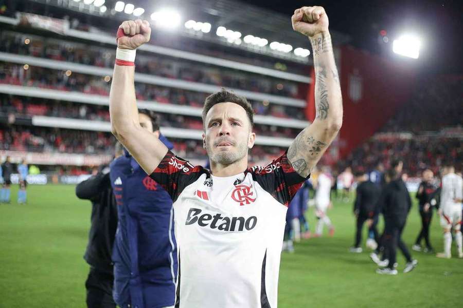 Saúl teve sucesso nos primeiros meses pelo Flamengo