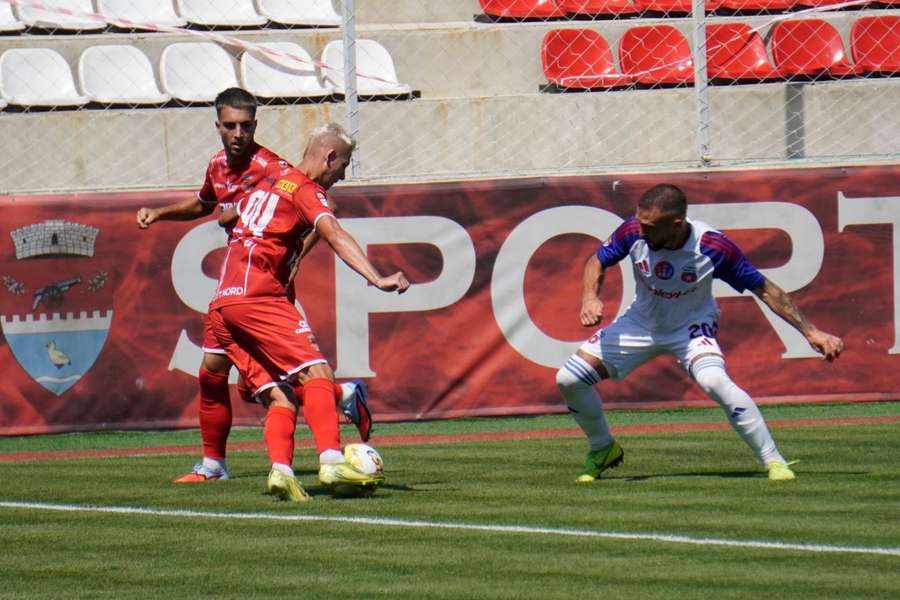 CS Tunari - Steaua