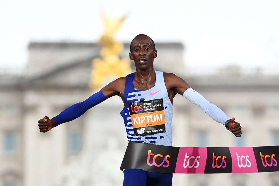Kiptum venceu a Maratona de Londres do ano passado