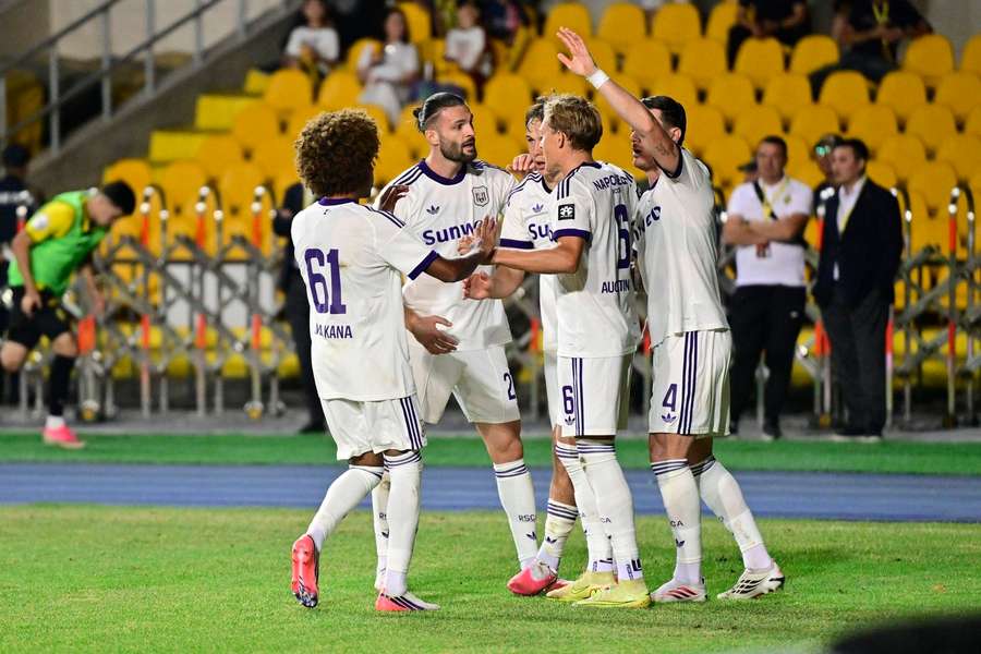 Sikan Danylo assinou o terceiro golo do Anderlecht Sikan Danylo assinou o terceiro golo do Anderlecht