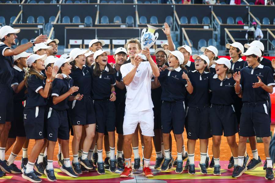 Van Assche celebra no Estoril Open