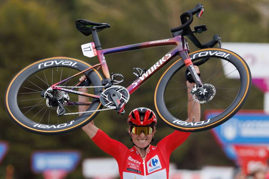 Triumf Holenderki Demi Vollering w kobiecym wyścigu Vuelta a Espana