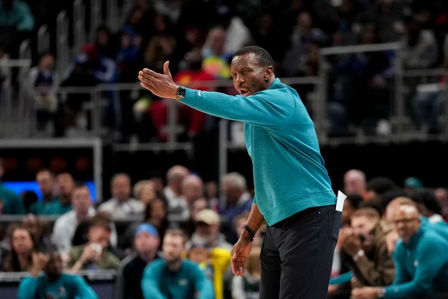 Dwane Casey a fost antrenorul celor de la Detroit Pistons timp de 5 sezoane