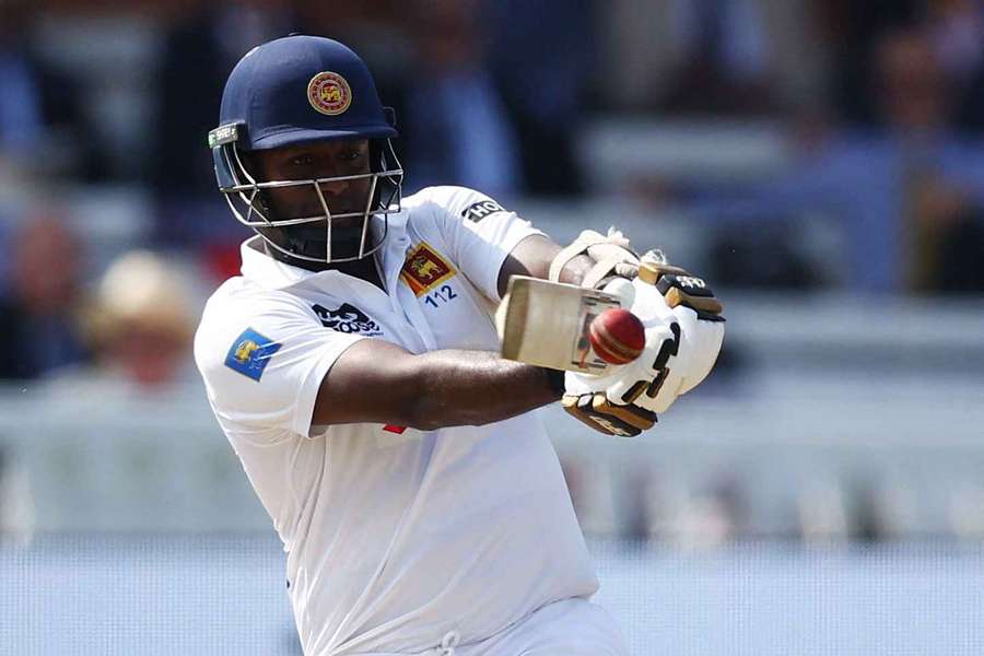 Sri Lanka's Angelo Mathews in action