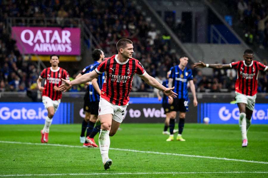 AC Milan învinge categoric rivala Inter și ajunge în finala Coppa Italia