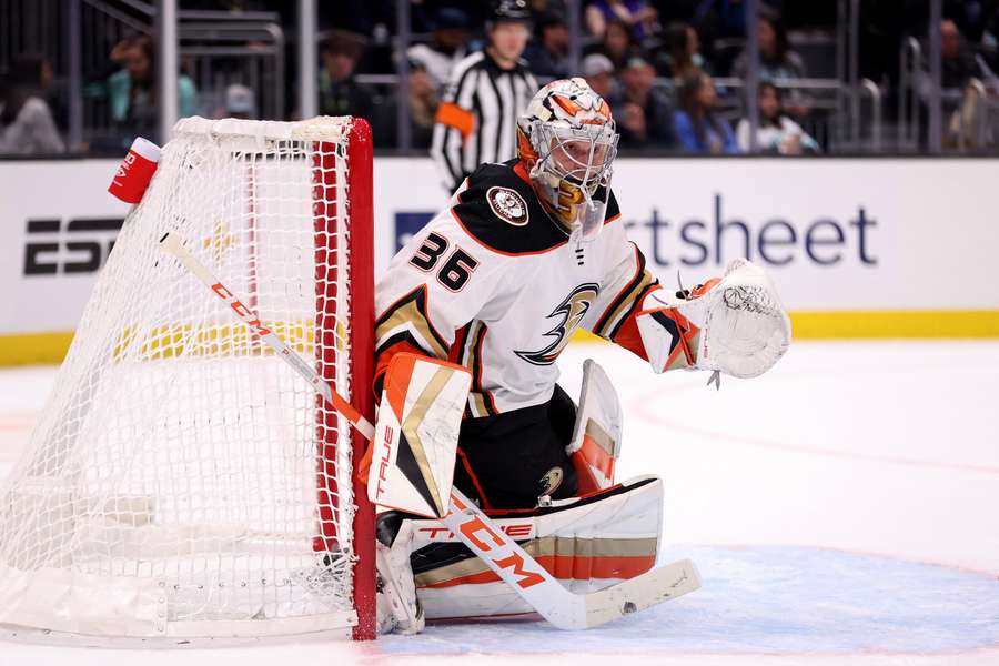 Gibson prvýkrát v kariére hráča NHL mení dres.