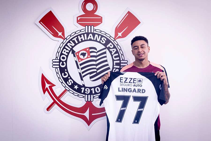 Lingard podepsal s Corinthians roční smlouvu.