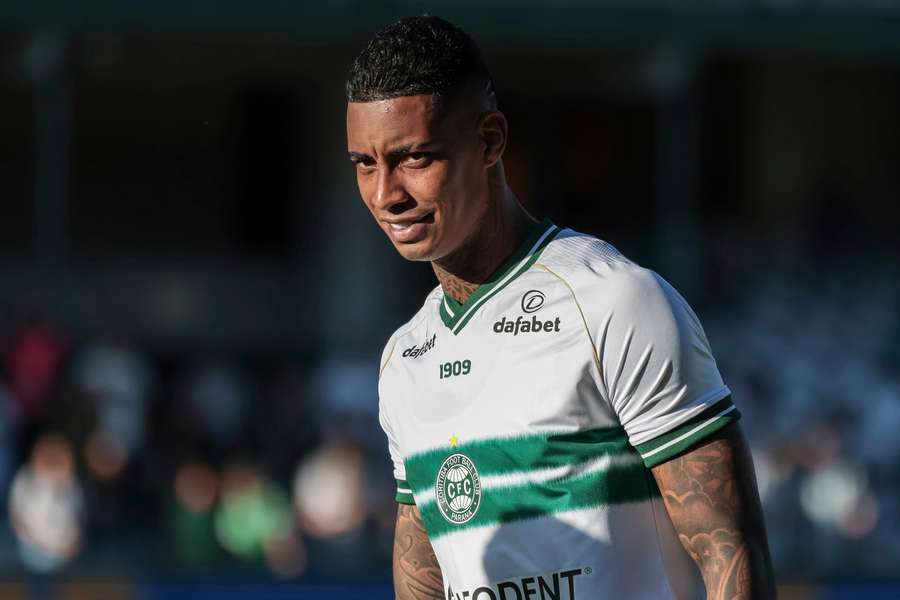 Alef Manga é o novo reforço do Remo